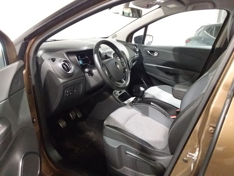 RENAULT CAPTUR 2018 - Photo n°6