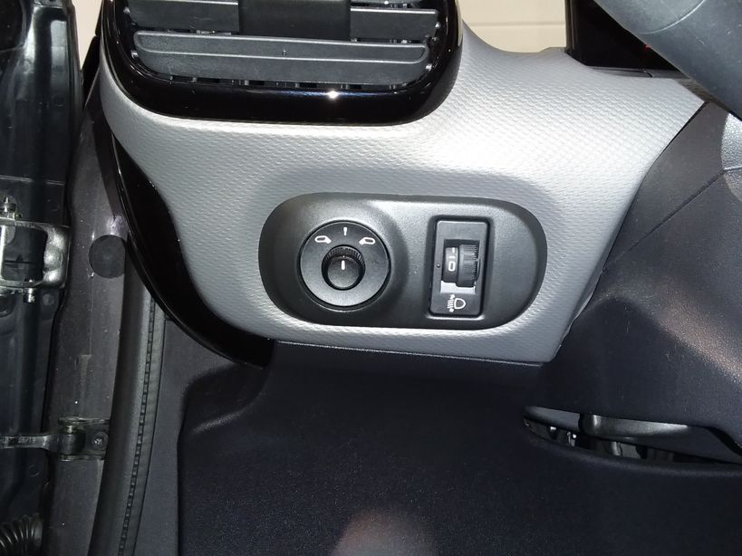 CITROEN C4 CACTUS 2019 - Photo n°13