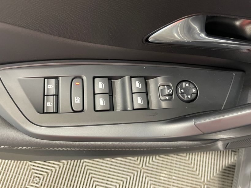 PEUGEOT 308 2024 - Photo n°25