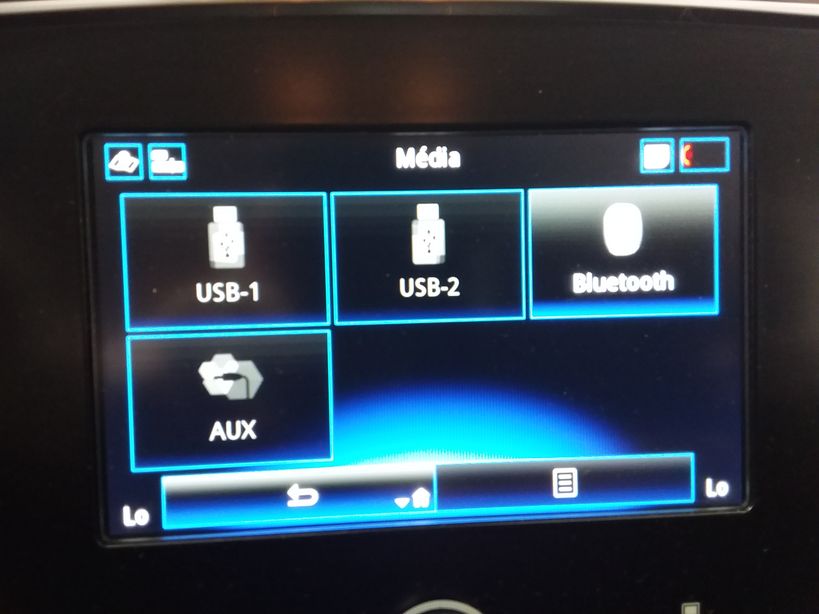 RENAULT MEGANE IV ESTATE BUSINESS 2019 - Photo n°25