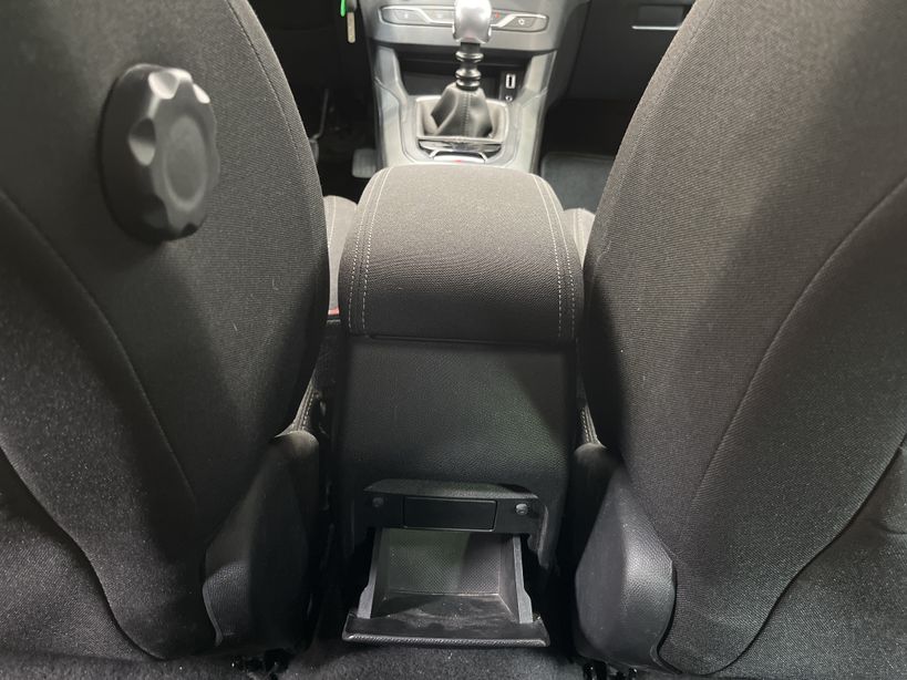 PEUGEOT 308 2015 - Photo n°38