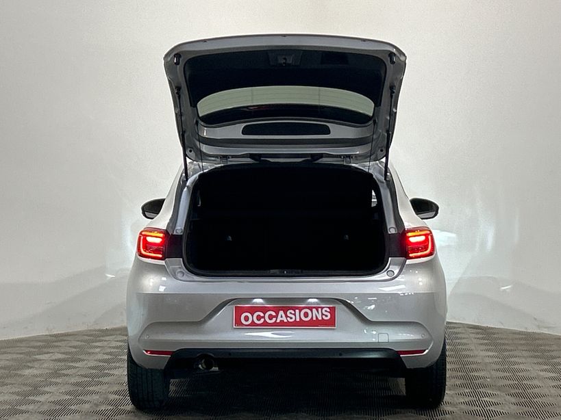 RENAULT CLIO V 2023 - Photo n°34