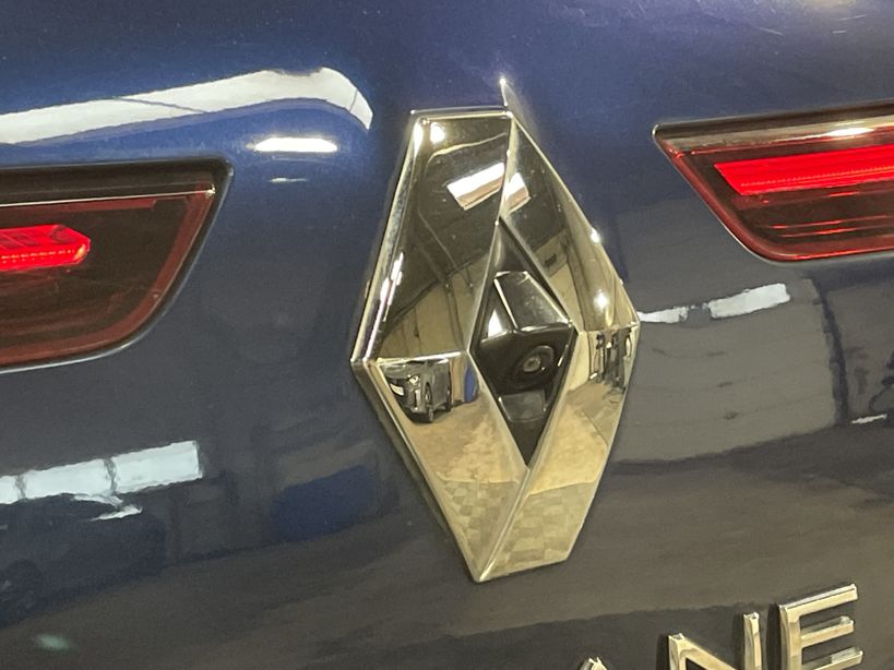 RENAULT MEGANE IV BERLINE 2021 - Photo n°32