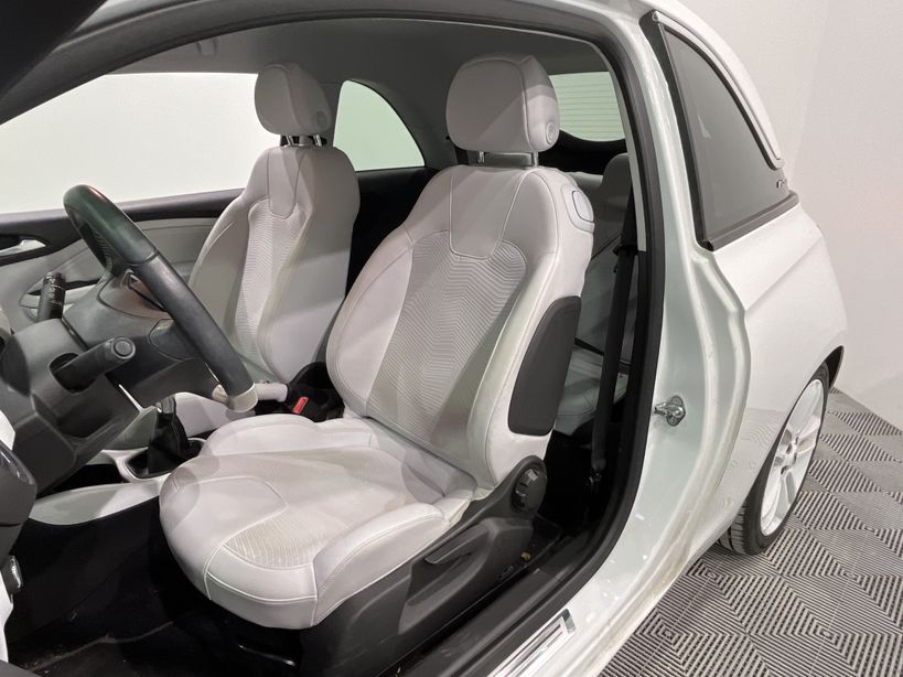 OPEL ADAM 2014 - Photo n°10
