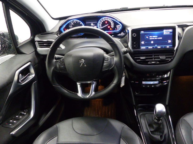 PEUGEOT 2008 2019 - Photo n°8