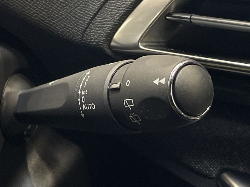 PEUGEOT 5008 2023 - Photo n°32