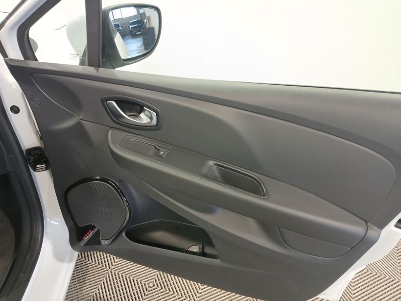 RENAULT CLIO IV BUSINESS 2019 - Photo n°6