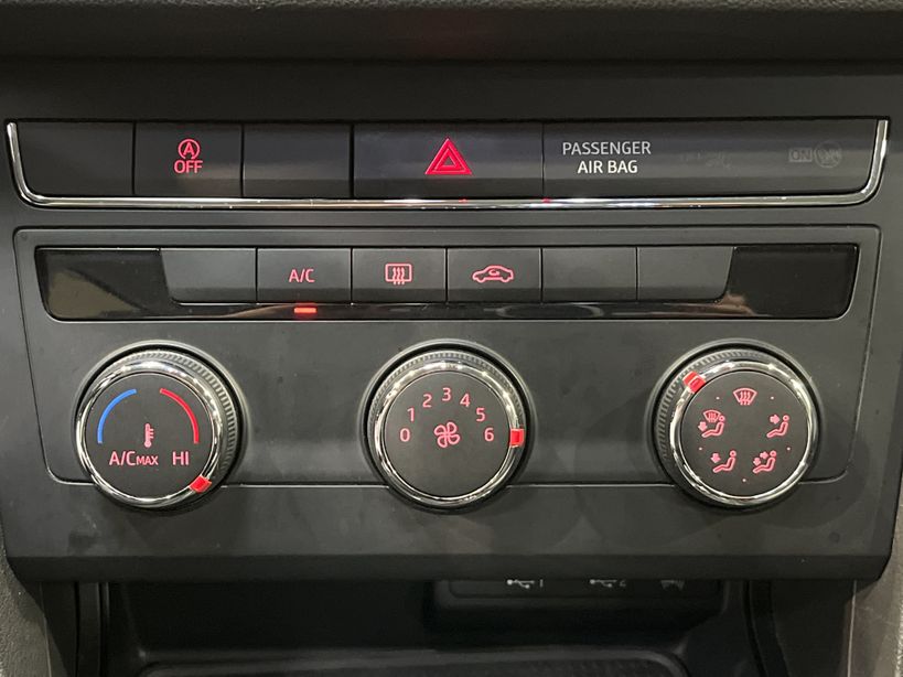 SEAT LEON SPORTSTOURER 2020 - Photo n°15