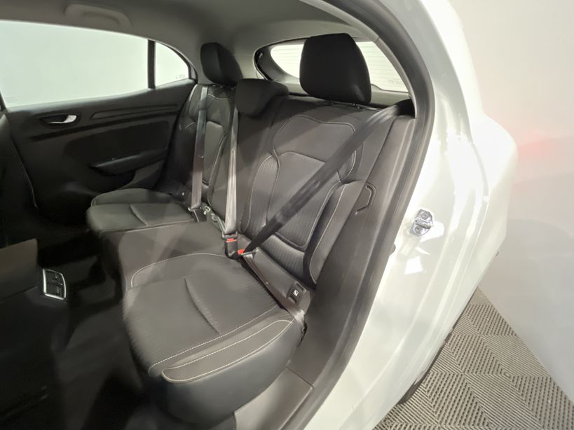 RENAULT MEGANE IV BERLINE BUSINESS 2019 - Photo n°10