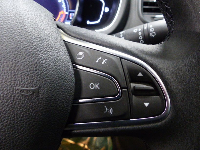 RENAULT GRAND SCENIC IV 2020 - Photo n°18