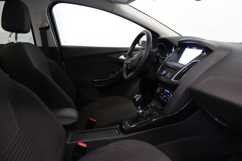 FORD FOCUS 2017 - Photo n°165