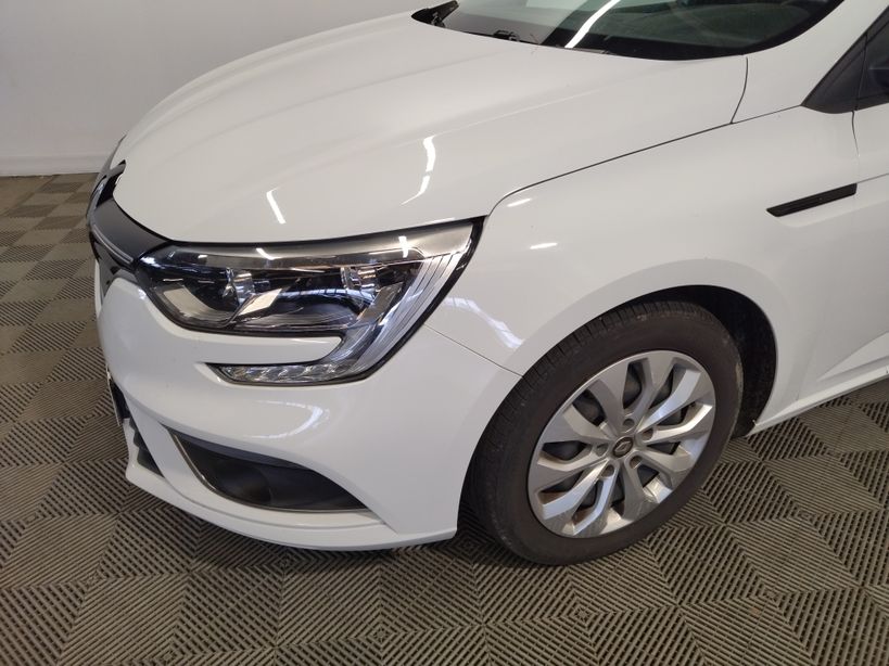 RENAULT MEGANE IV SOCIETE 2018 - Photo n°3