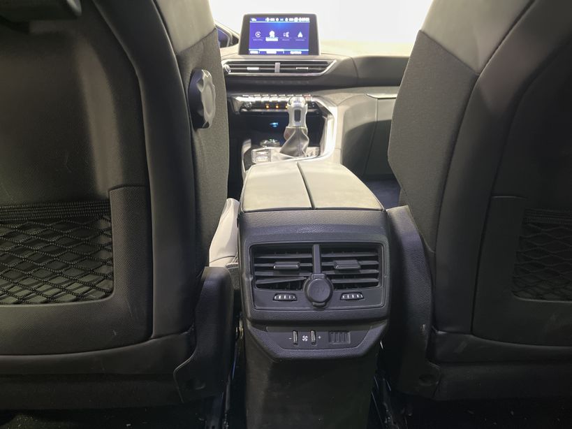 PEUGEOT 5008 BUSINESS 2017 - Photo n°42
