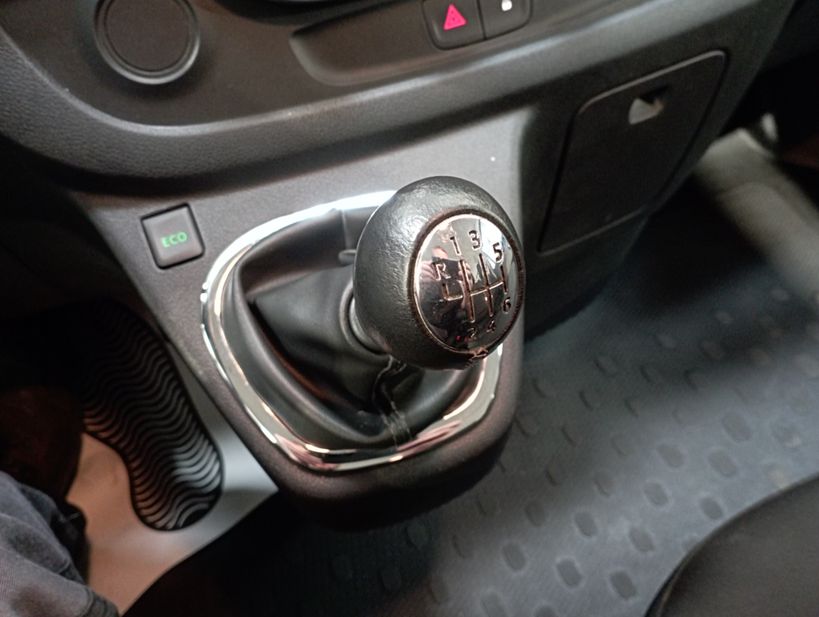 RENAULT TRAFIC COMBI 2019 - Photo n°25