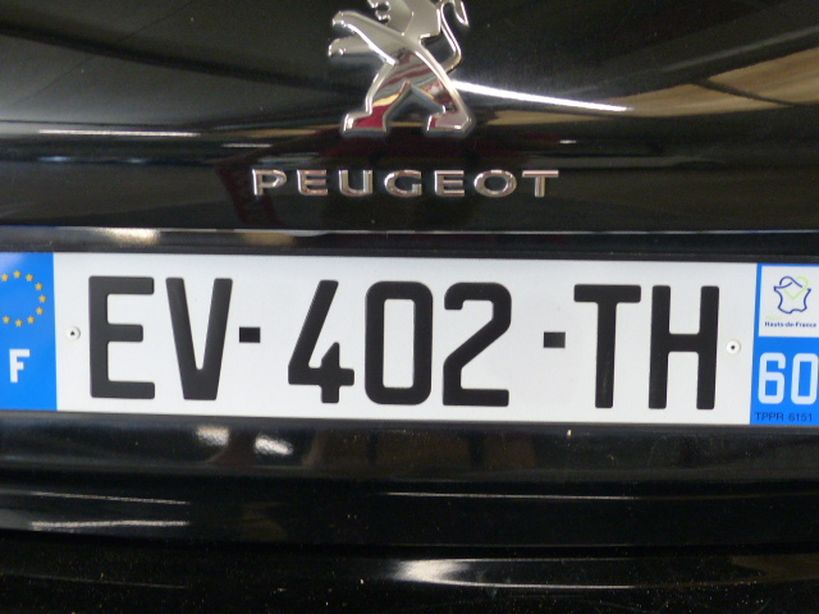 PEUGEOT 308 2018 - Photo n°12