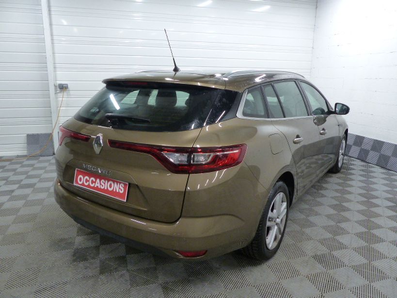 RENAULT MEGANE IV ESTATE 2018 - Photo n°4