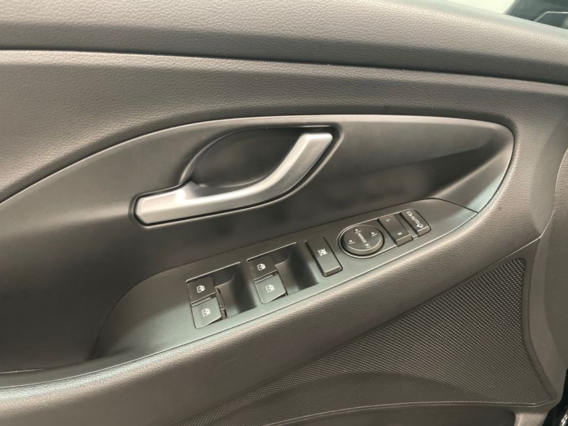 HYUNDAI i30 2024 - Photo n°23