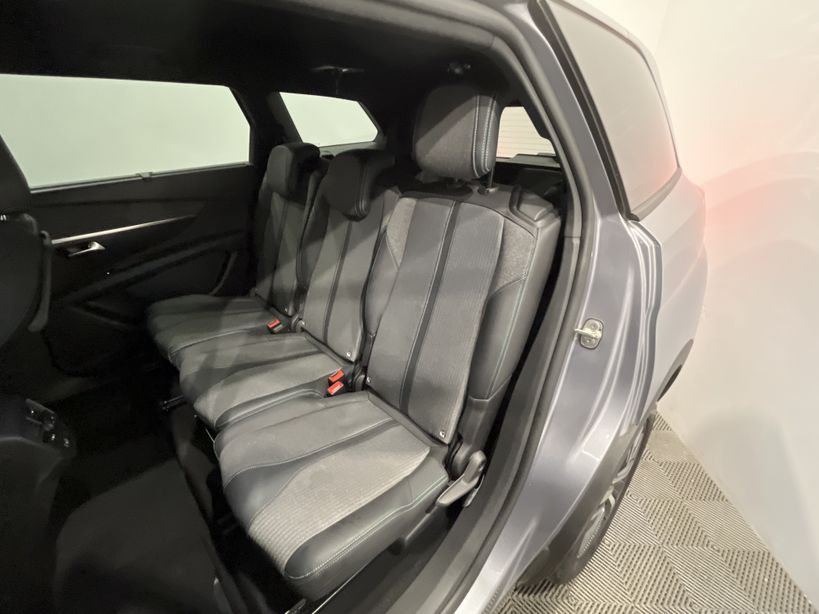 PEUGEOT 5008 2023 - Photo n°10