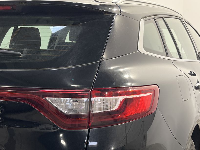 RENAULT MEGANE IV ESTATE BUSINESS 2019 - Photo n°8