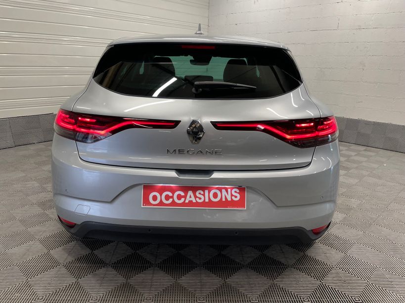 RENAULT MEGANE IV BERLINE 2022 - Photo n°7