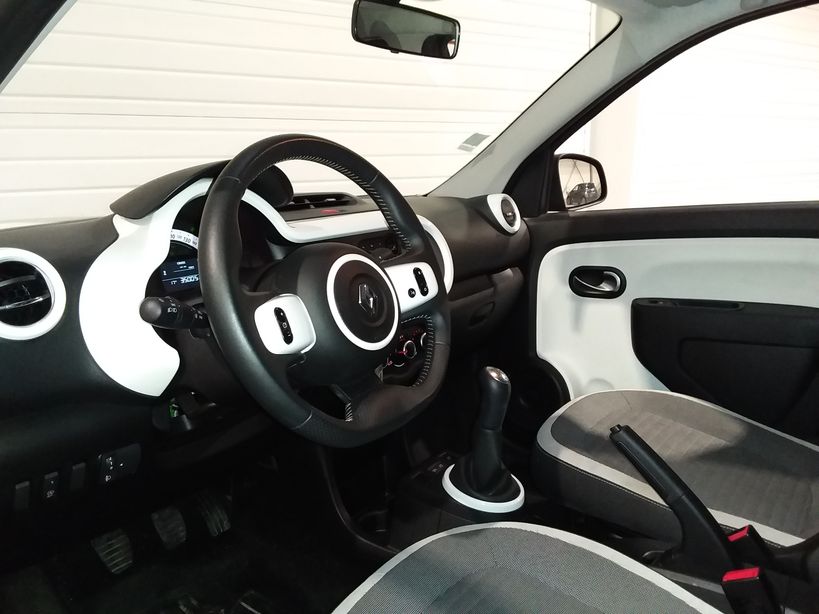 RENAULT TWINGO III 2019 - Photo n°6