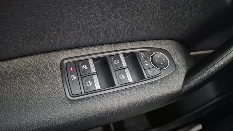 RENAULT CAPTUR 2020 - Photo n°18