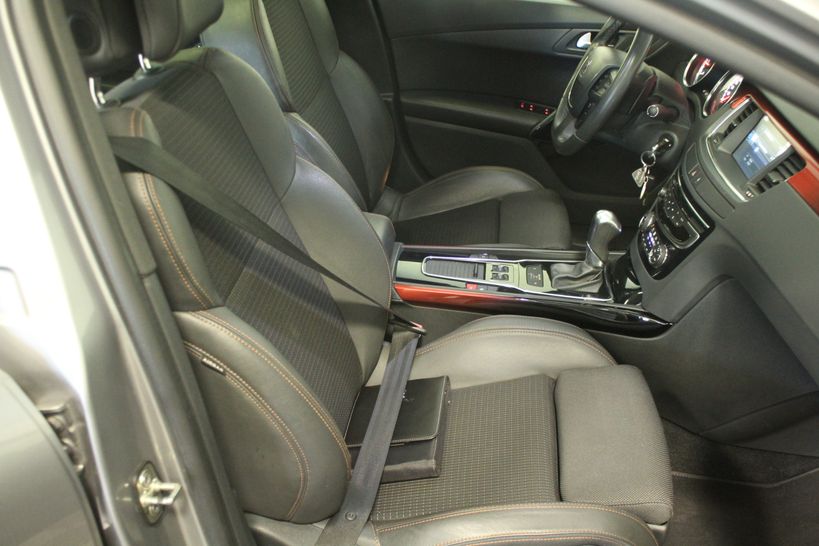 PEUGEOT 508 RXH 2015 - Photo n°10