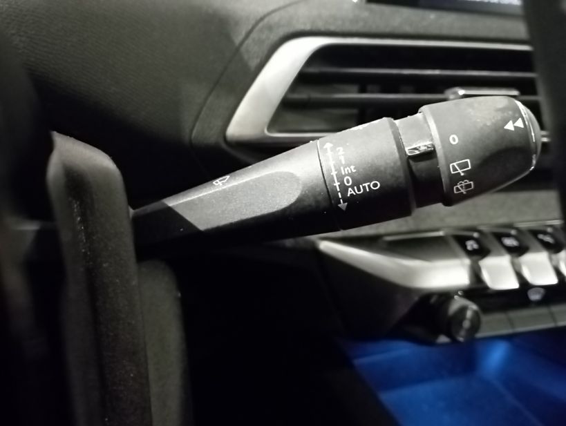 PEUGEOT 3008 2019 - Photo n°23