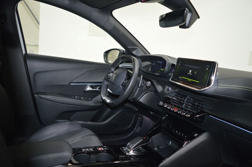 PEUGEOT 208 2020 - Photo n°21