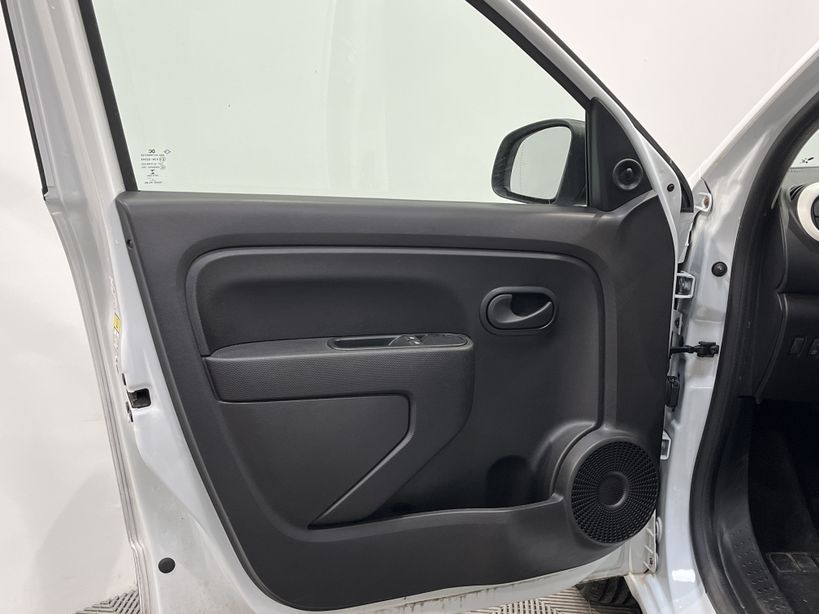 RENAULT TWINGO III 2020 - Photo n°28