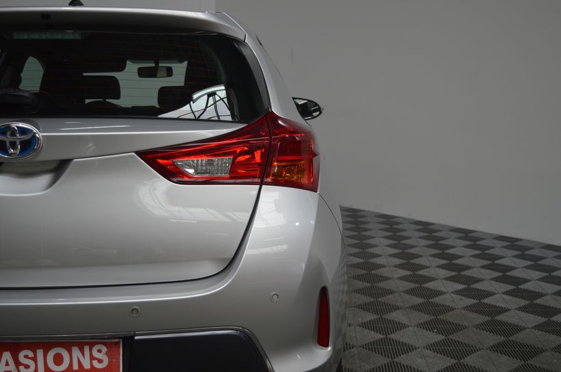 TOYOTA AURIS BUSINESS 2014 - Photo n°7