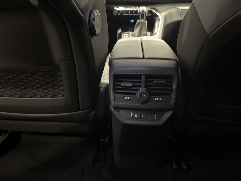 PEUGEOT 5008 2023 - Photo n°42