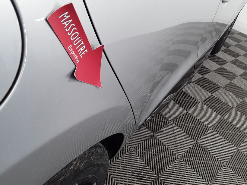 RENAULT CLIO IV 2019 - Photo n°13