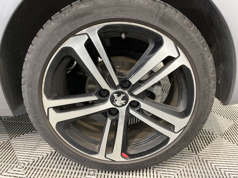 PEUGEOT 208 2019 - Photo n°18