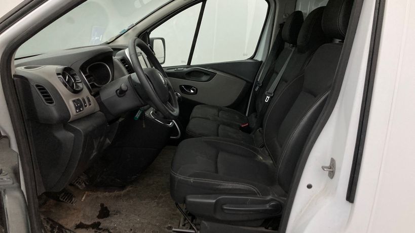 RENAULT TRAFIC FOURGON 2019 - Photo n°10
