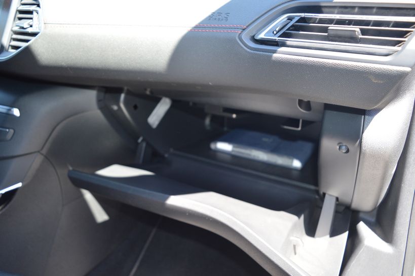PEUGEOT 308 2015 - Photo n°23
