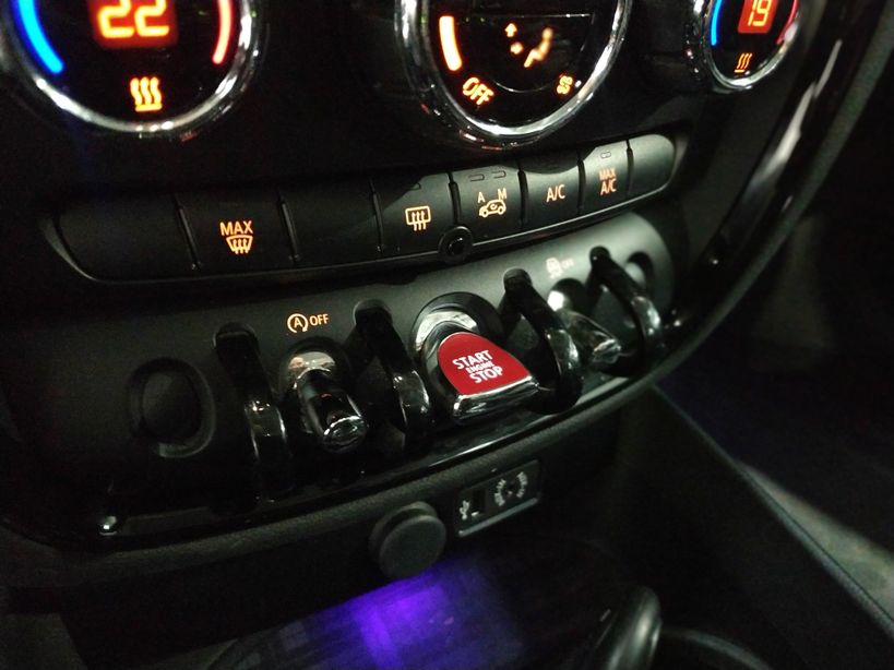 MINI MINI CLUBMAN F54 2016 - Photo n°29