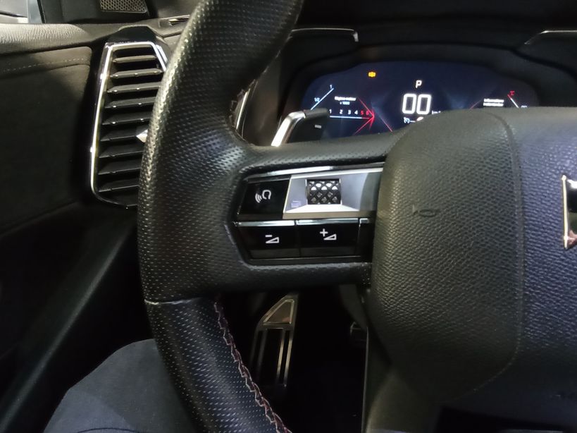 DS DS7 CROSSBACK 2019 - Photo n°27