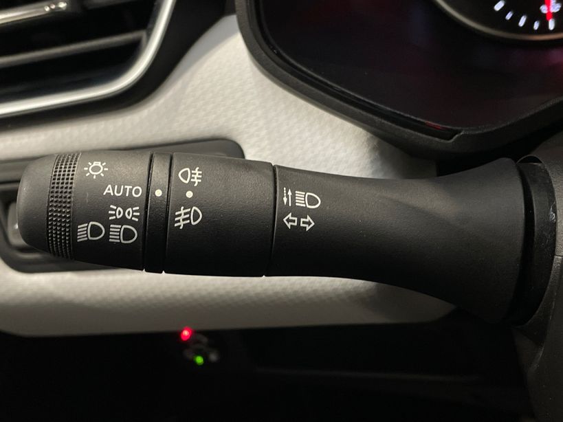 RENAULT CLIO V 2023 - Photo n°27