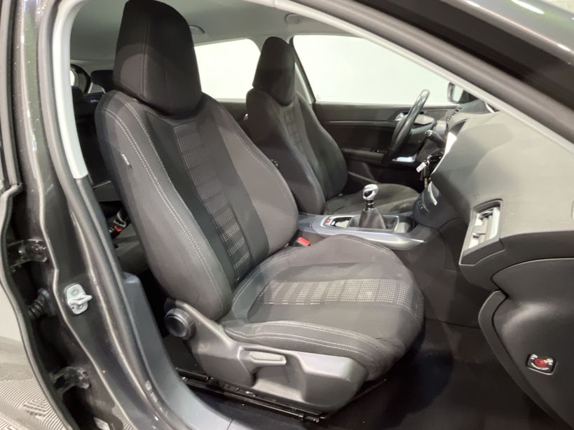 PEUGEOT 308 2016 - Photo n°42