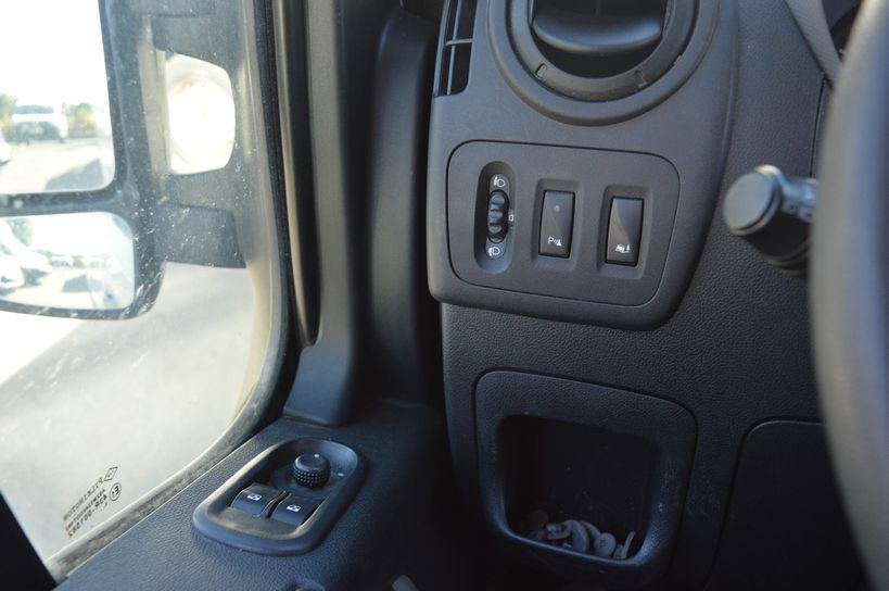 RENAULT MASTER FOURGON 2017 - Photo n°9