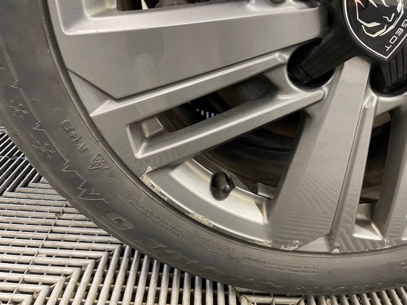 PEUGEOT 308 SW 2022 - Photo n°6