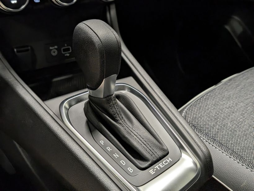 RENAULT CAPTUR 2023 - Photo n°21