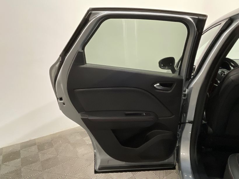RENAULT CAPTUR 2023 - Photo n°39
