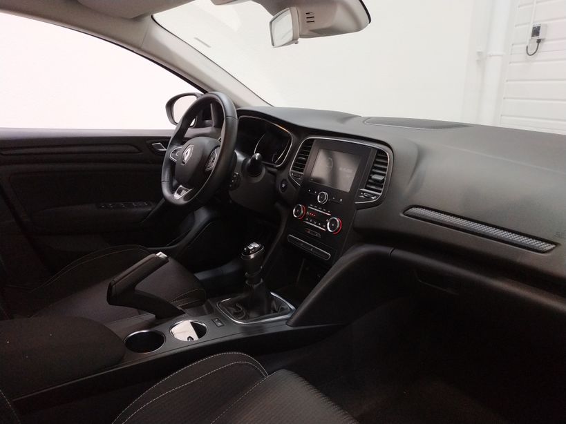 RENAULT MEGANE IV BERLINE BUSINESS 2019 - Photo n°10