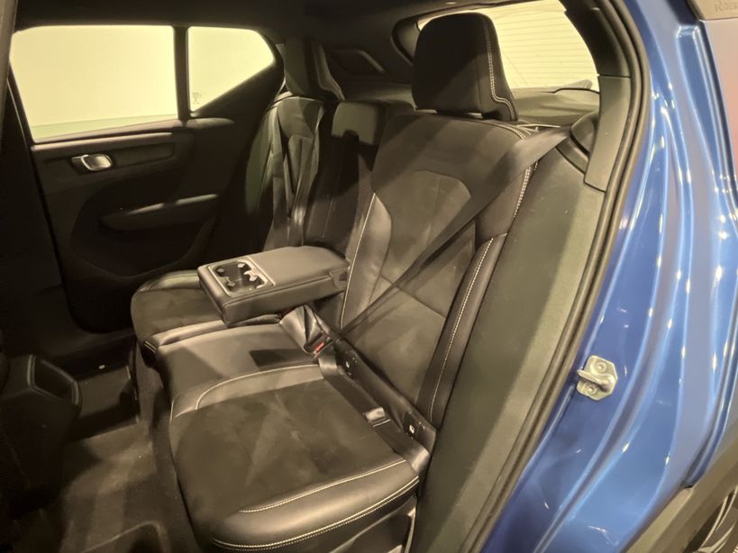 VOLVO XC40 2018 - Photo n°9