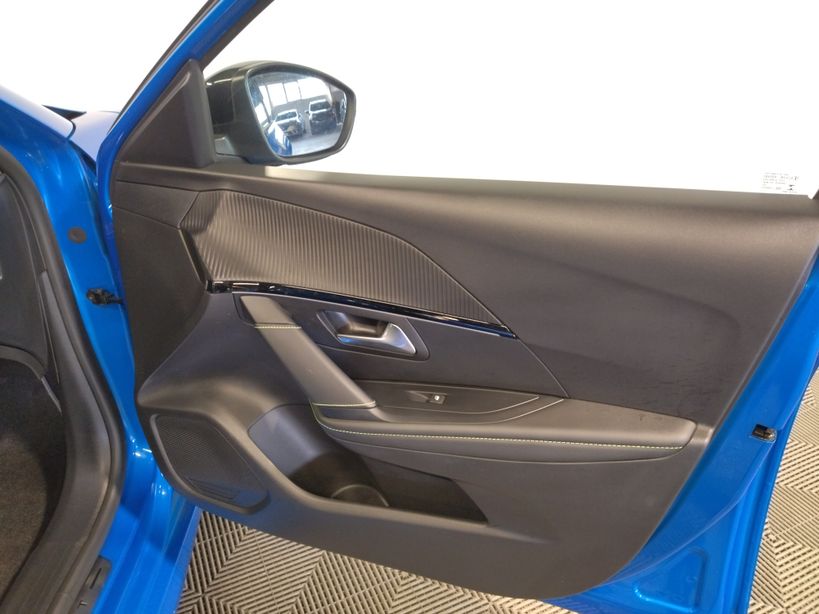 PEUGEOT 208 2020 - Photo n°7