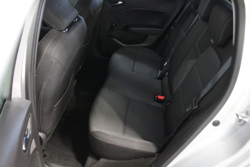 RENAULT CLIO V 2020 - Photo n°10