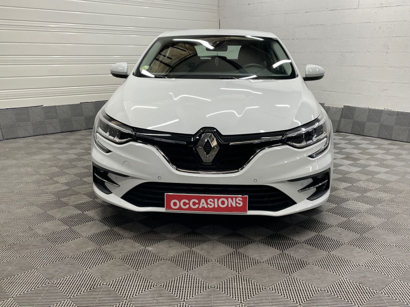 RENAULT MEGANE IV BERLINE 2021 - Photo n°2