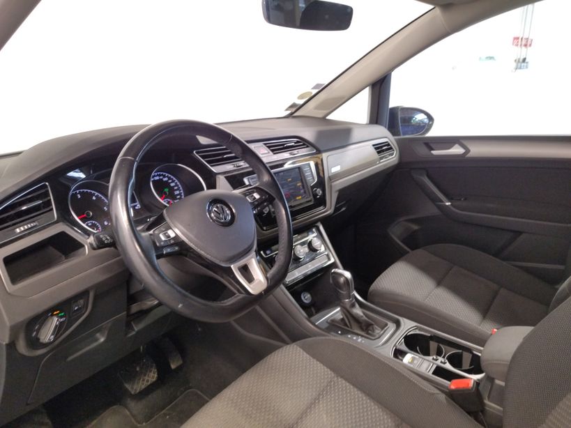 VOLKSWAGEN TOURAN 2017 - Photo n°30